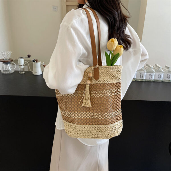 Summer Stripe Straw Sholder Bags With Tassel Pendant Fashion Large Capacity Seaside Vacation Beach Bags - Image 4
